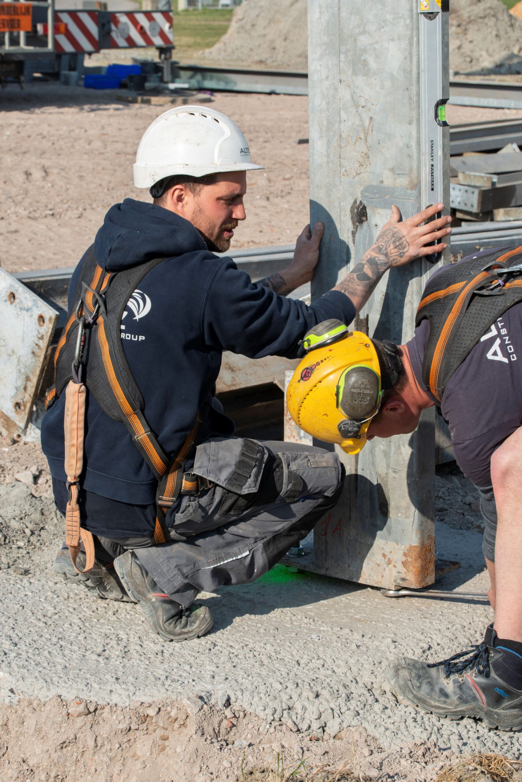 Altez bouwproject industriegebouw met eigen materialen
